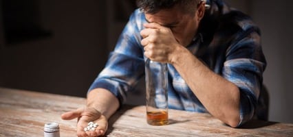 Como a Ansiedade e a Depressão Podem Levar ao Uso de Drogas - Blog Projeto Liberdade