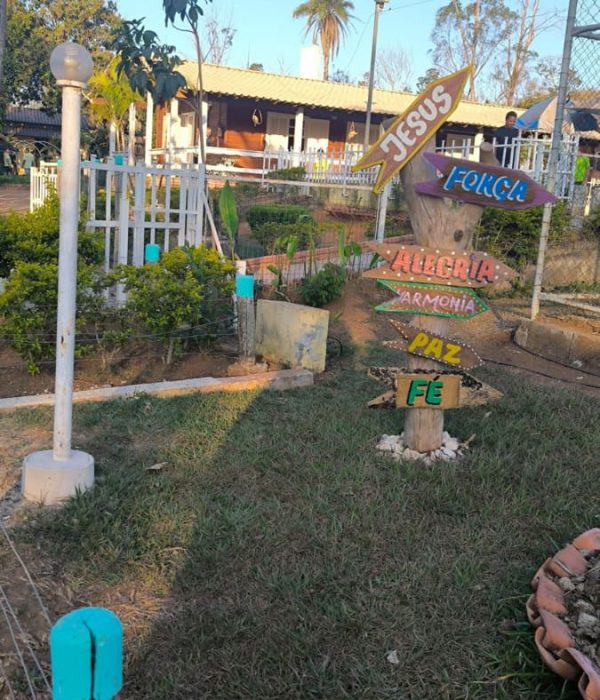 Clinica de tratamento para dependentes quimicos e alcoolismo - projeto liberdade